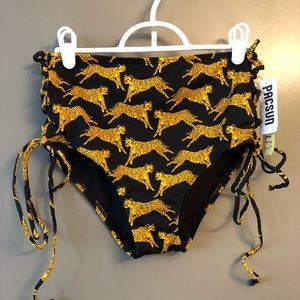 NWT high waisted swim bottoms. Size L